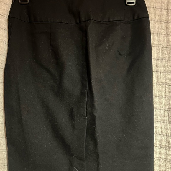 Banana Republic Black Pencil Skirt - Picture 3 of 3